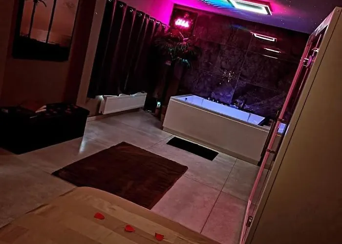 Sweet Apartment *